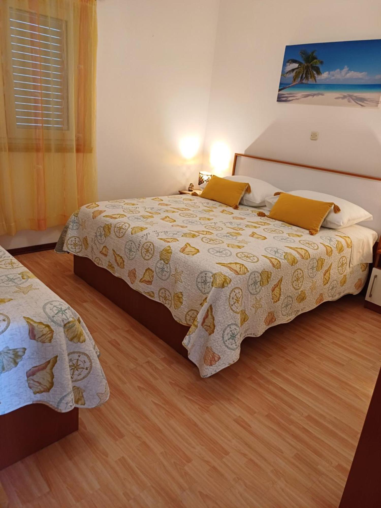 Apartments Jure Miljak Podstrana Exterior photo