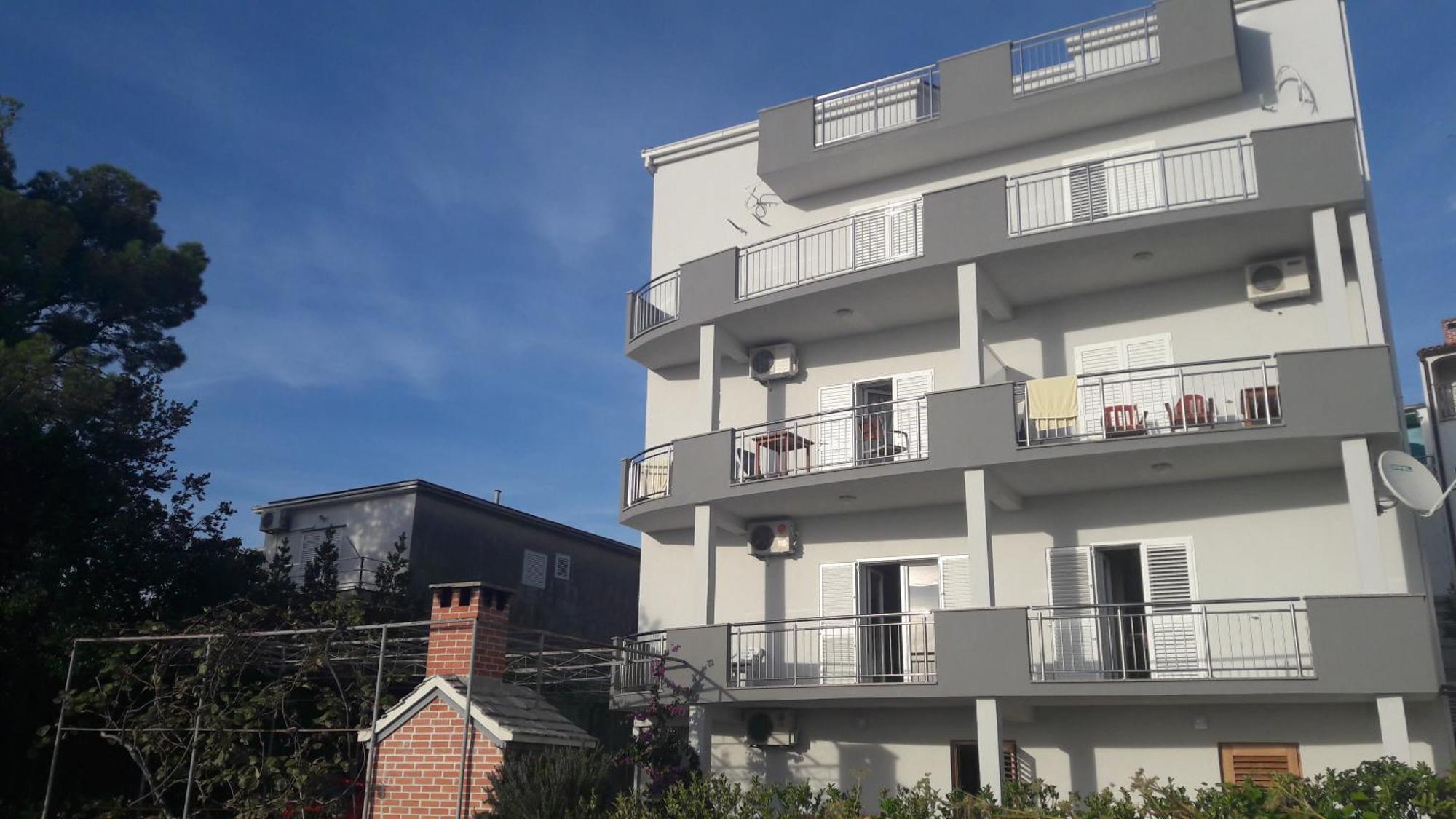 Apartments Jure Miljak Podstrana Exterior photo